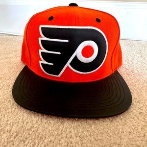 Flyers adjustable hat